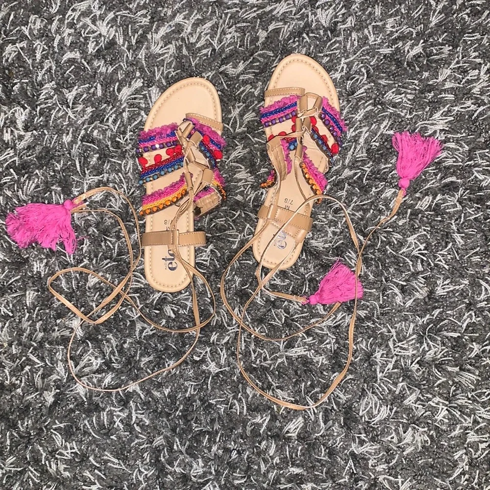 Rue21 Boho Sandals Size 7/8 - Picture 1 of 4